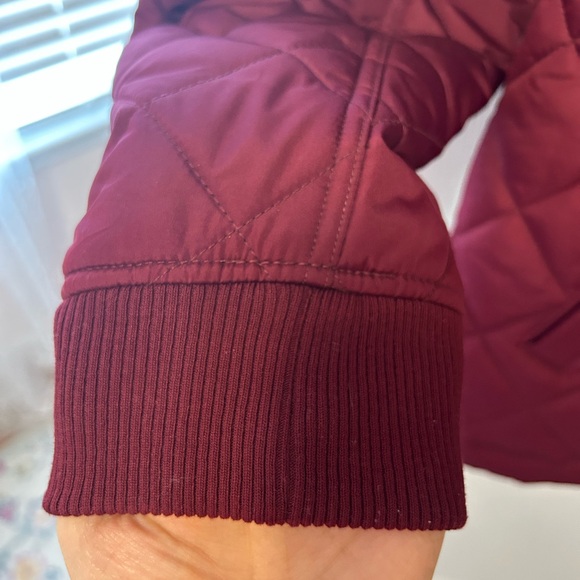 Banana Republic Women's Quilted Puffer Jacket - Red - Picture 8 of 8